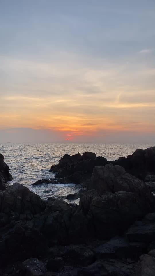 @𝗗𝗲𝘄