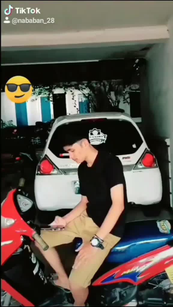 @Christian Steven Nababan 😎