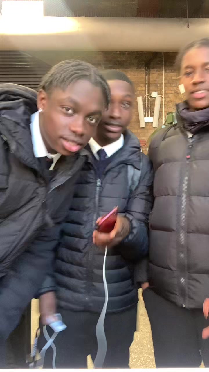 @GB