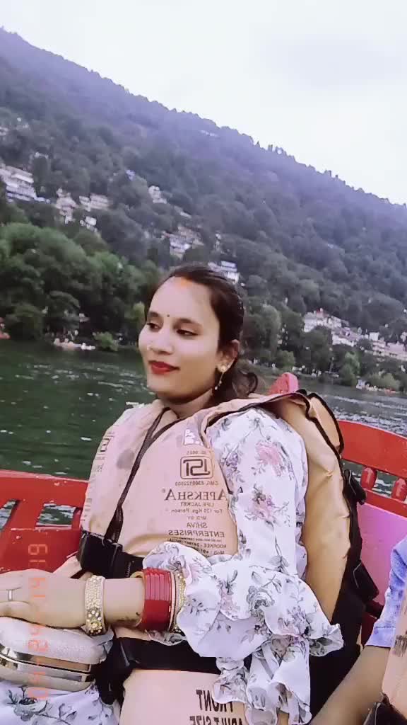 @❣️surbhi kasaudhan❣️