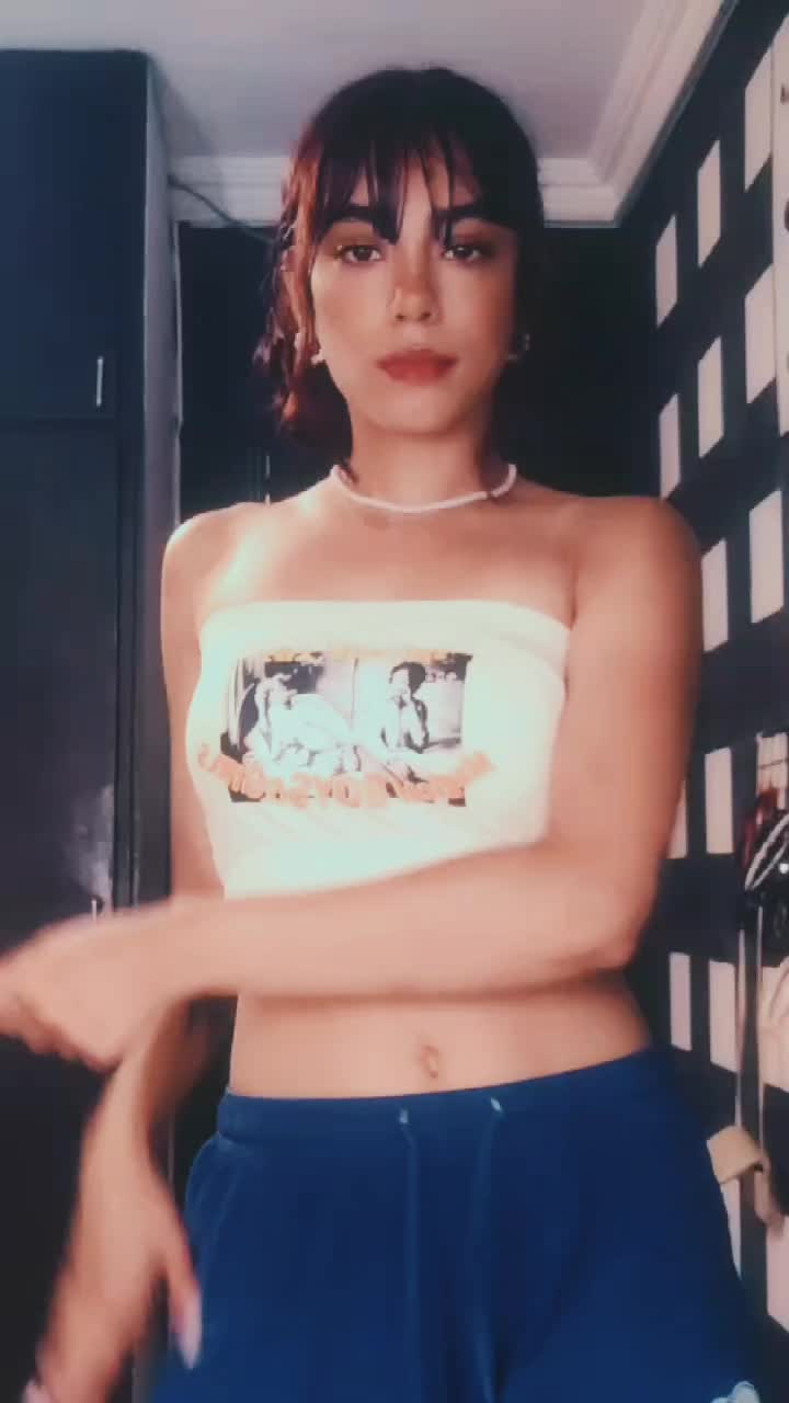 @roozinnn