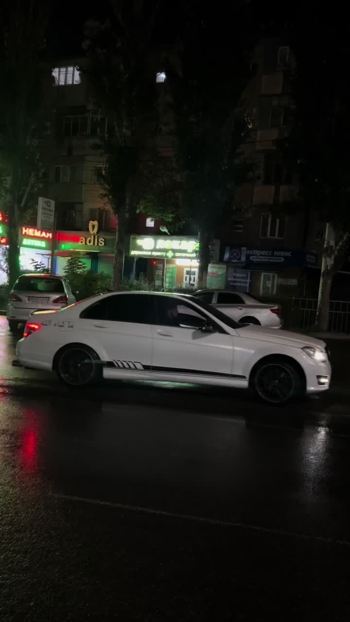 @lll.77lll77