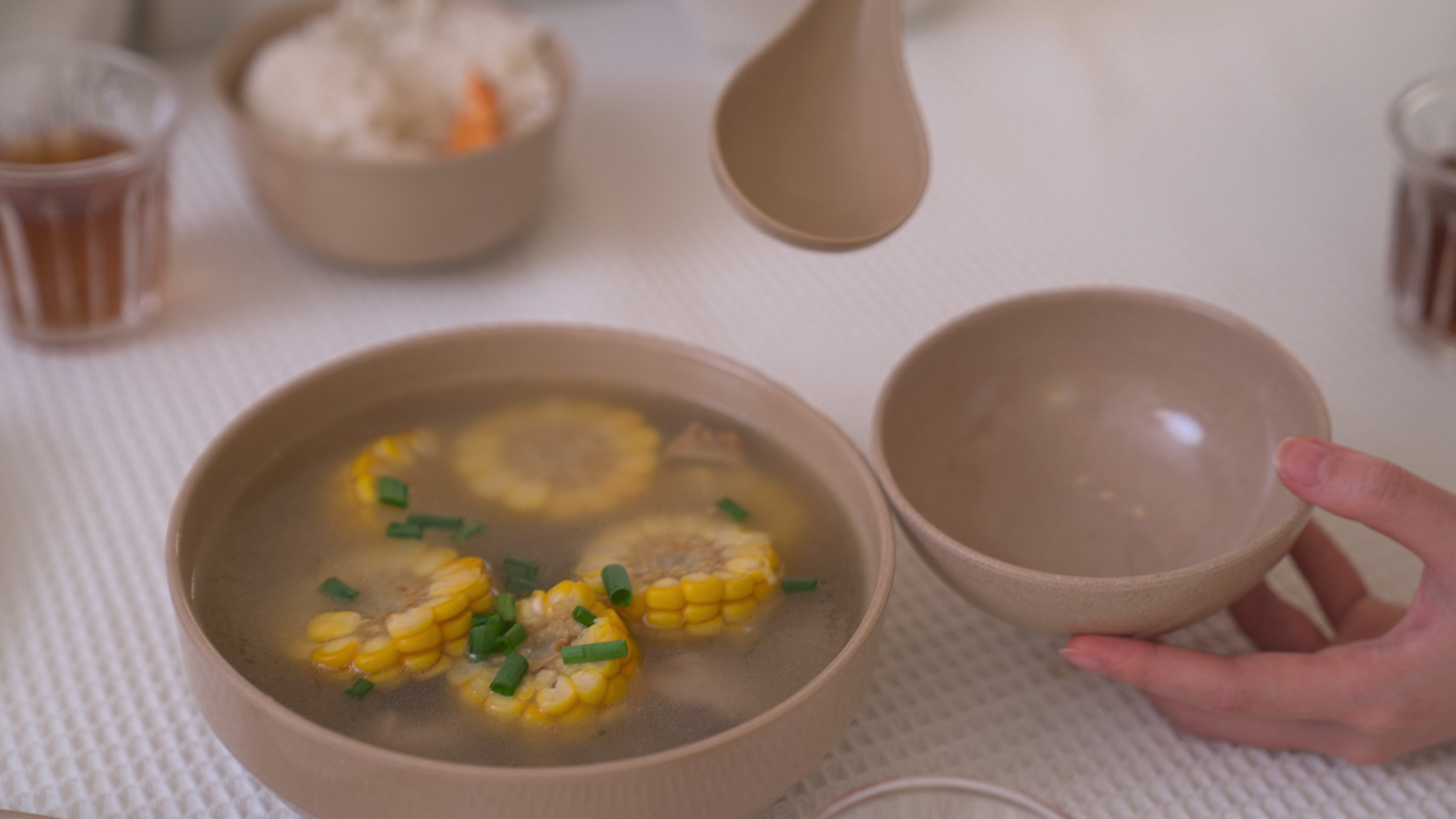 @Eco-friendly dinnerware lovers