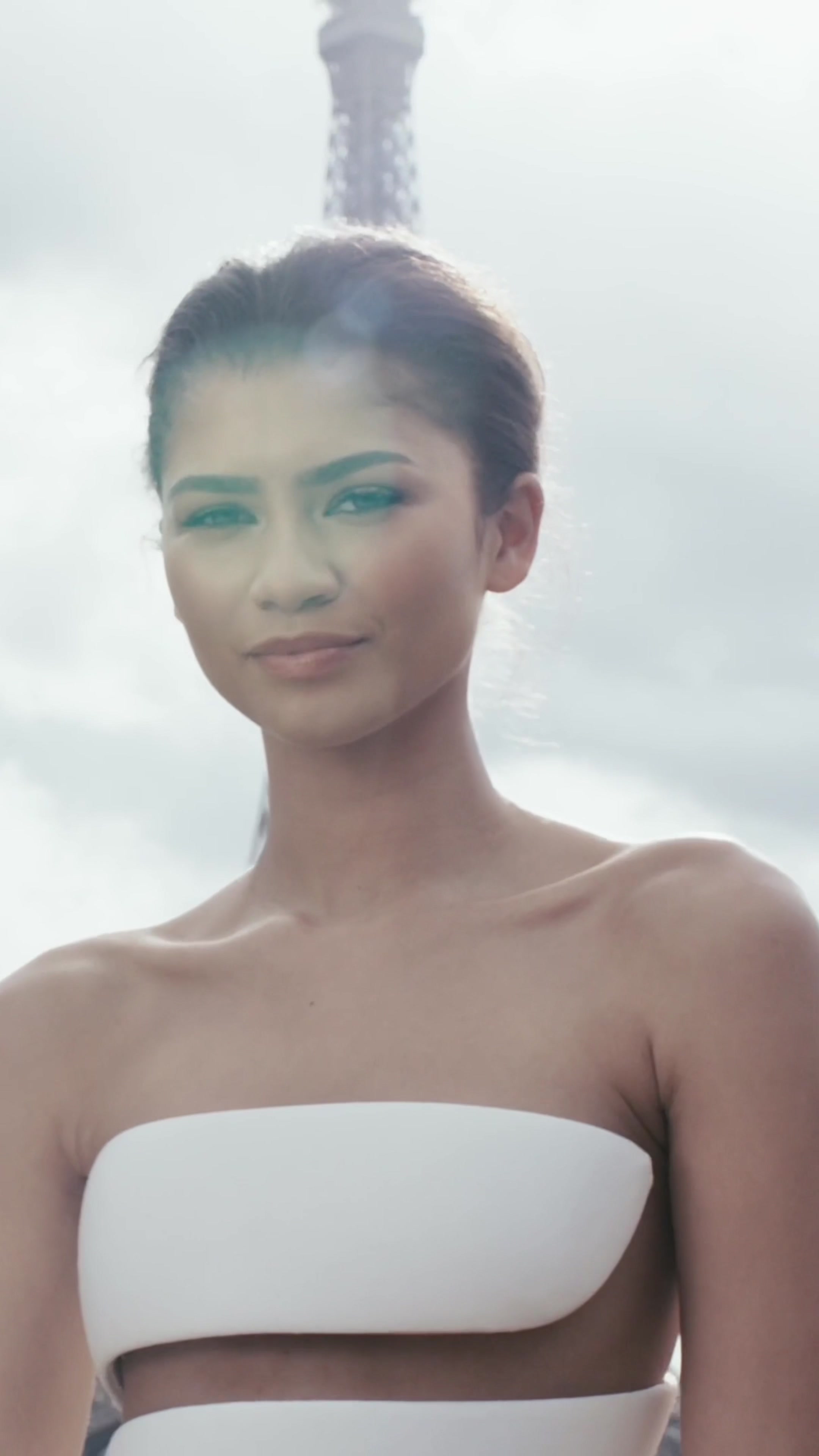 @Zendaya Content