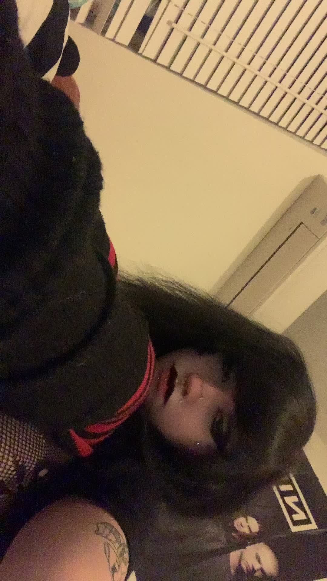 @Ratspit