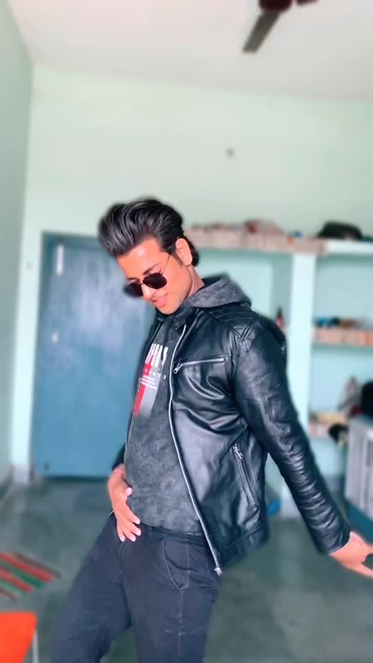 @S A U R A V 🔥