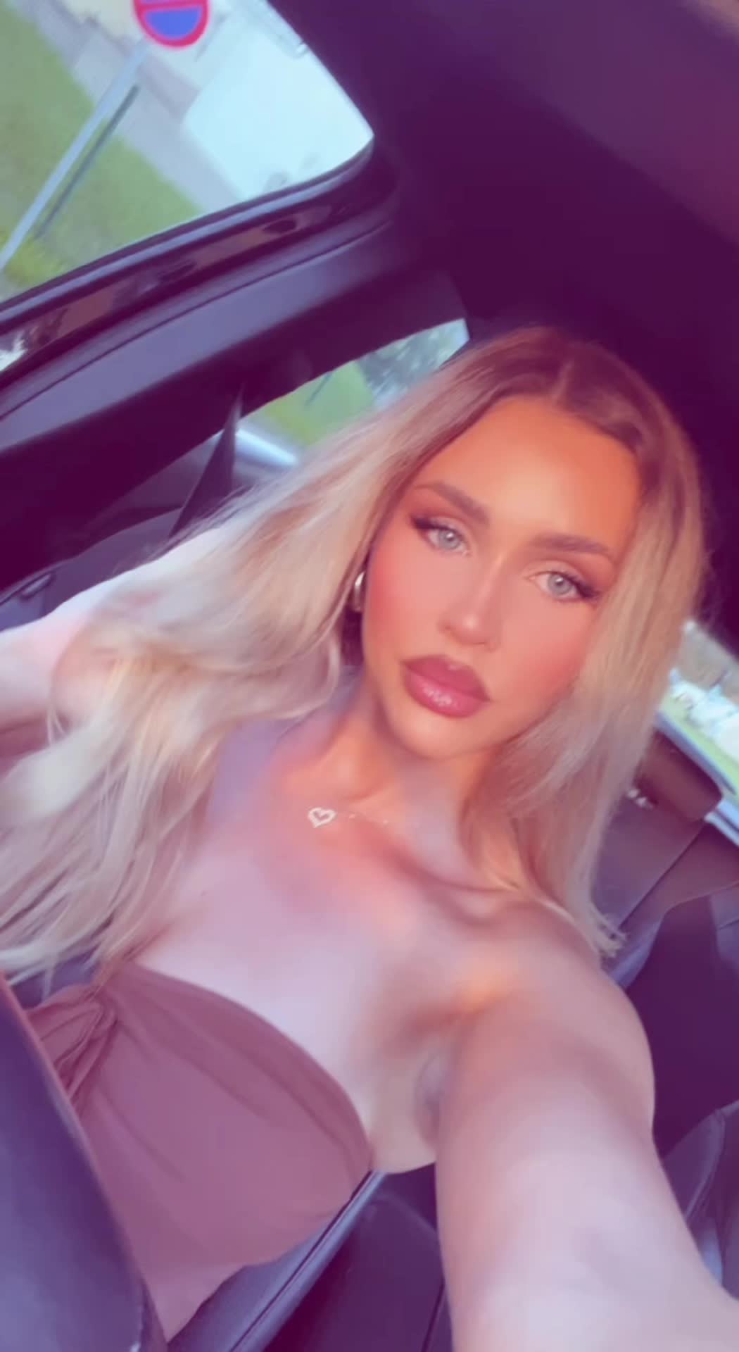 @Annika Marie