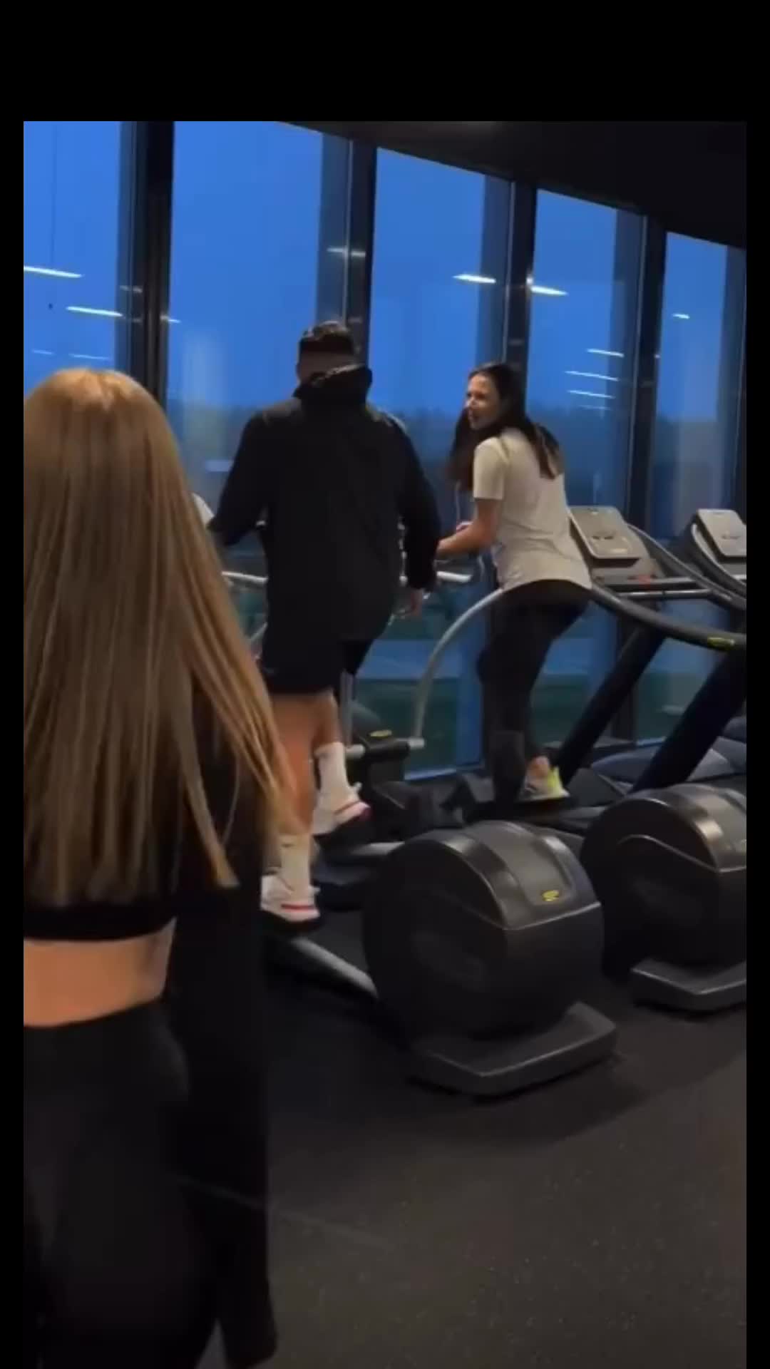 @tikthots