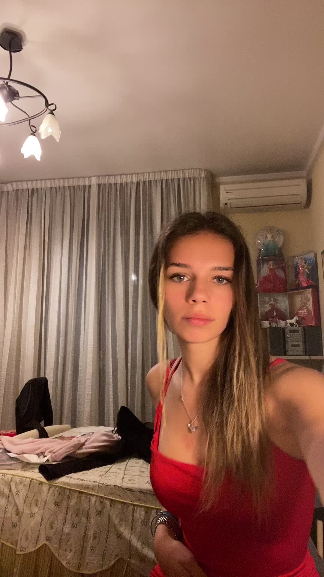 @ale.m01