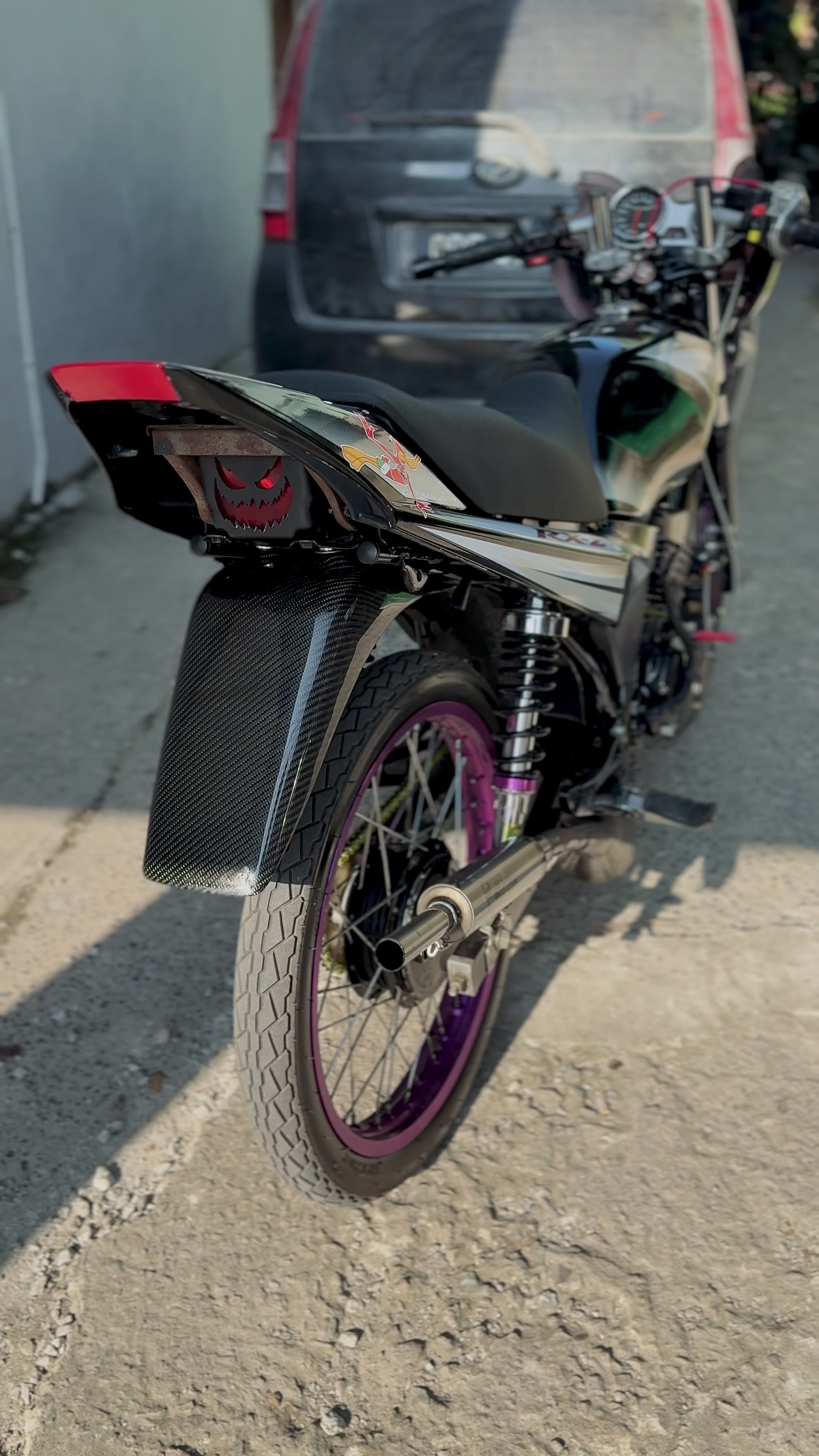 @manjii