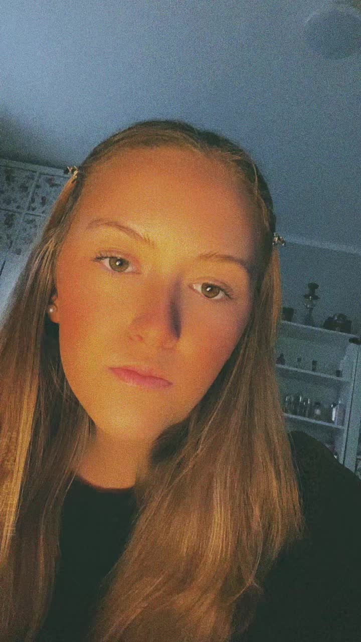 @Janina_clgn08
