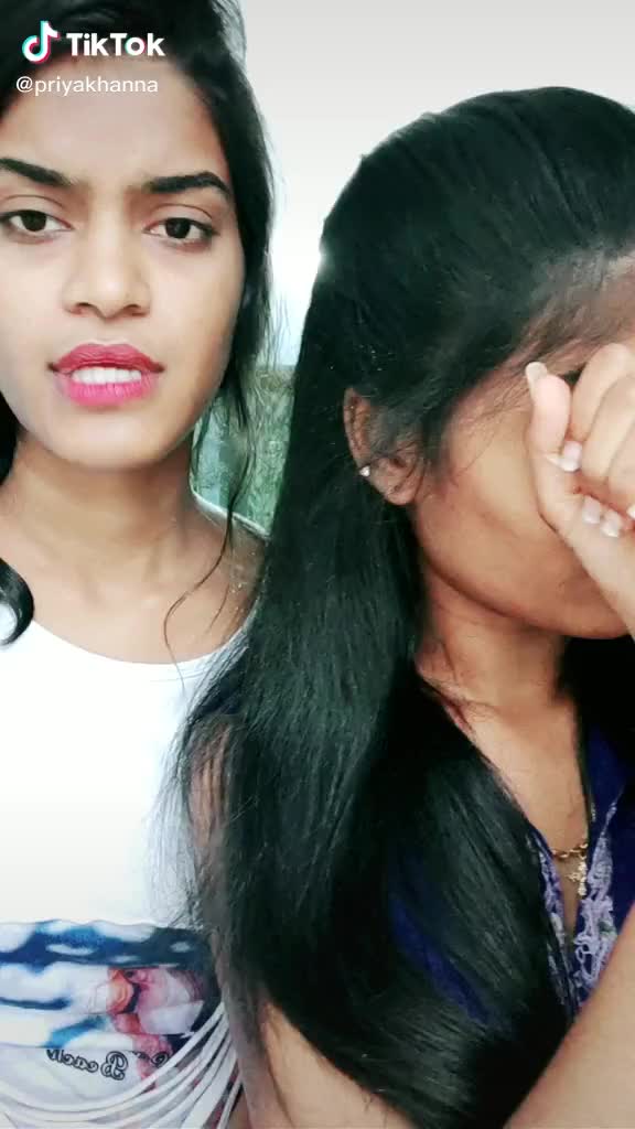 @meera_naikk