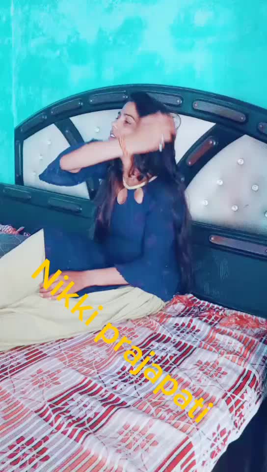 @nikkiprajapati😘😘