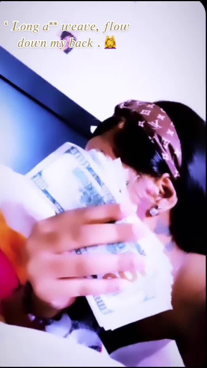 @𝕊𝕠𝕟𝕘 𝕝𝕪𝕣𝕚𝕔𝕤 𝟜 𝕦❤️