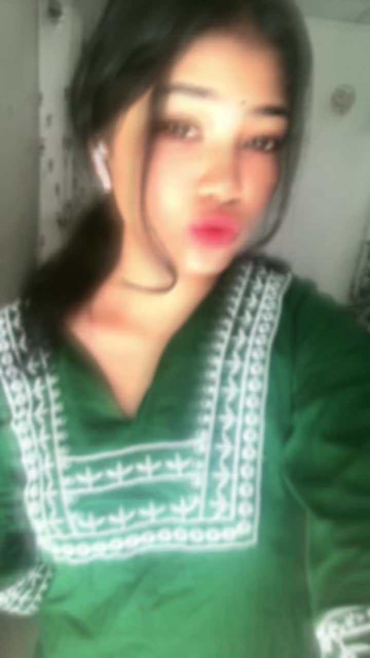@NETHMI DIVYANGANA💎