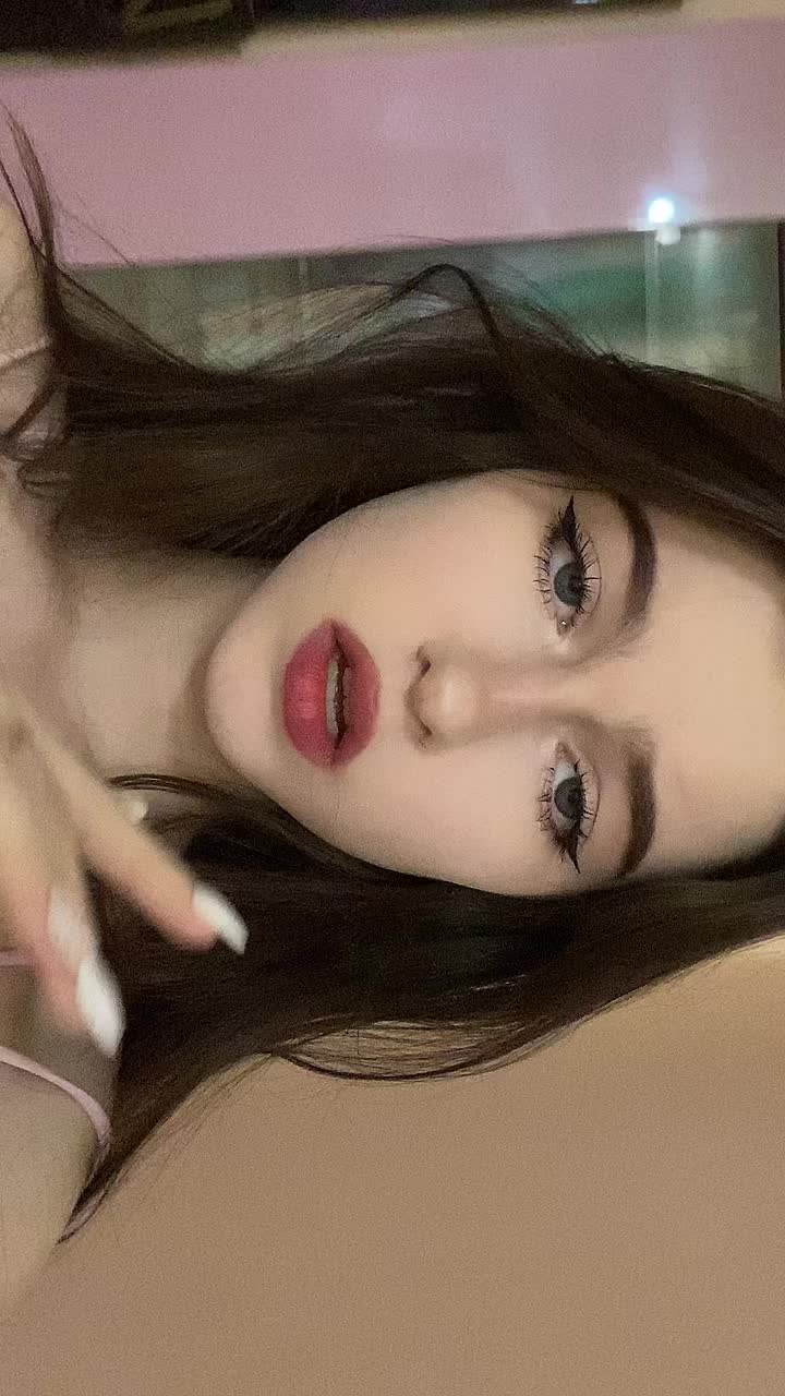@꧁𝔸𝕃𝕀𝕊𝔸꧂