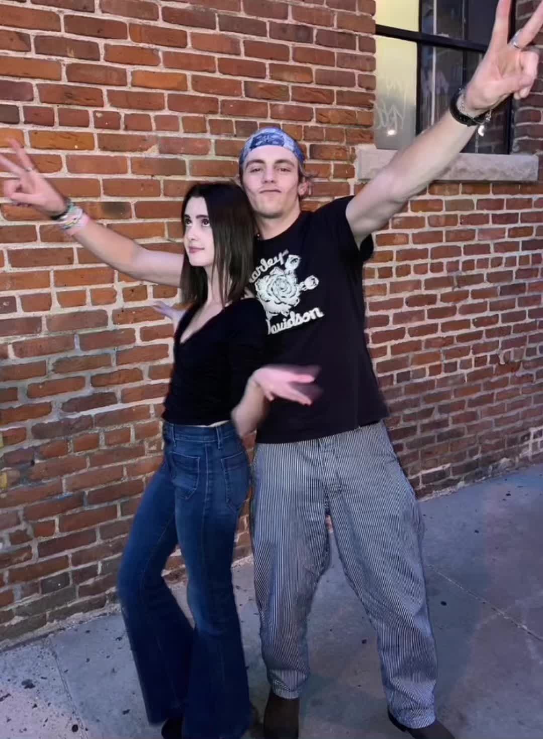 @thisyourandom