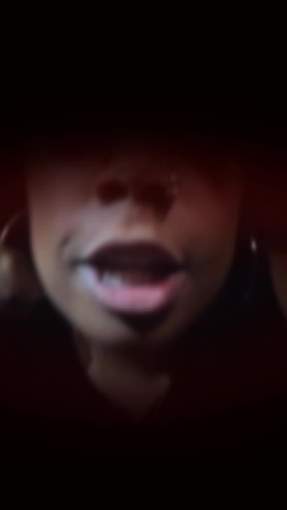 @shaesoexxtra