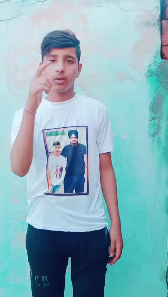 @👑Ankit Taak👑🎤