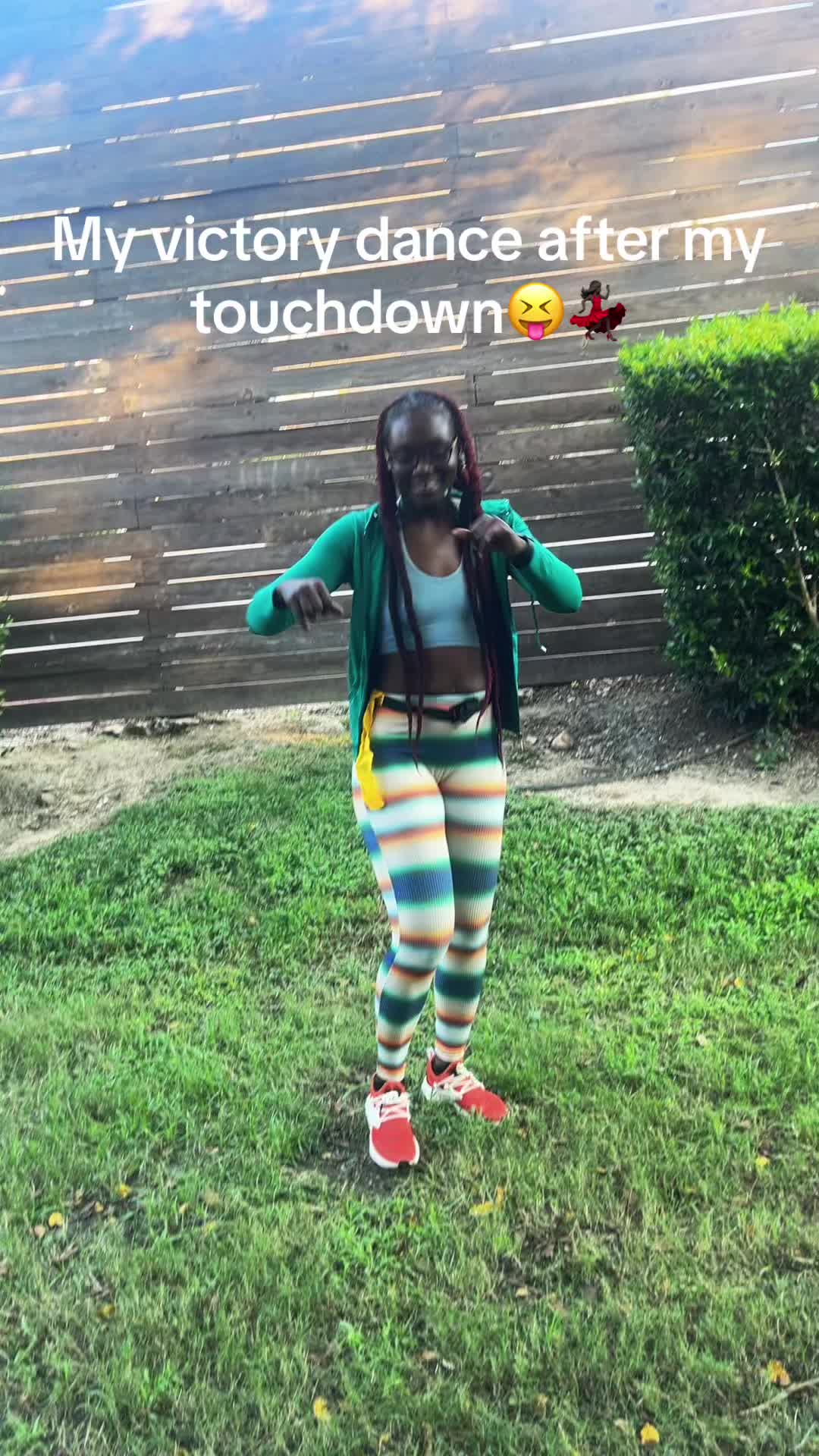 @Desiree_withthelocdhair