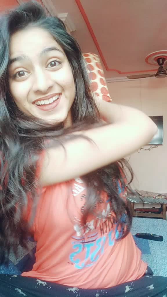 @ms. khandal😘