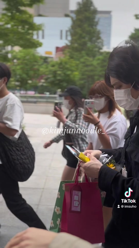@imsuho