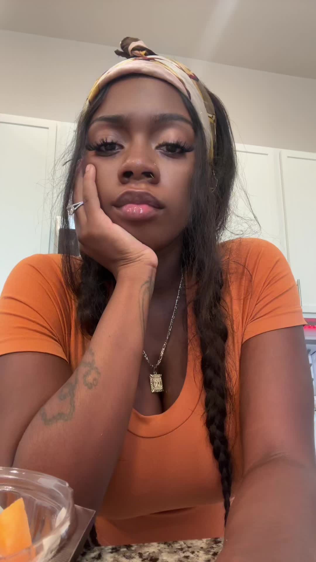 @Honey.Brownskinn