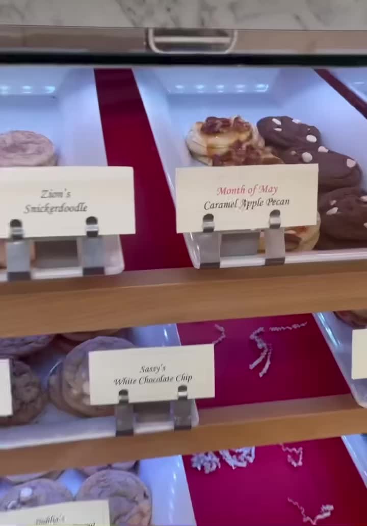 @yAAAs Cookies