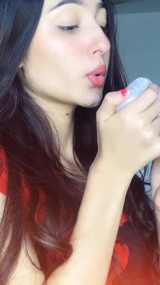 @Oviyaaa🌔