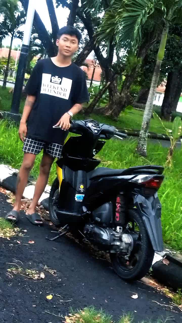 @ikyyytukangnyakiti🤪