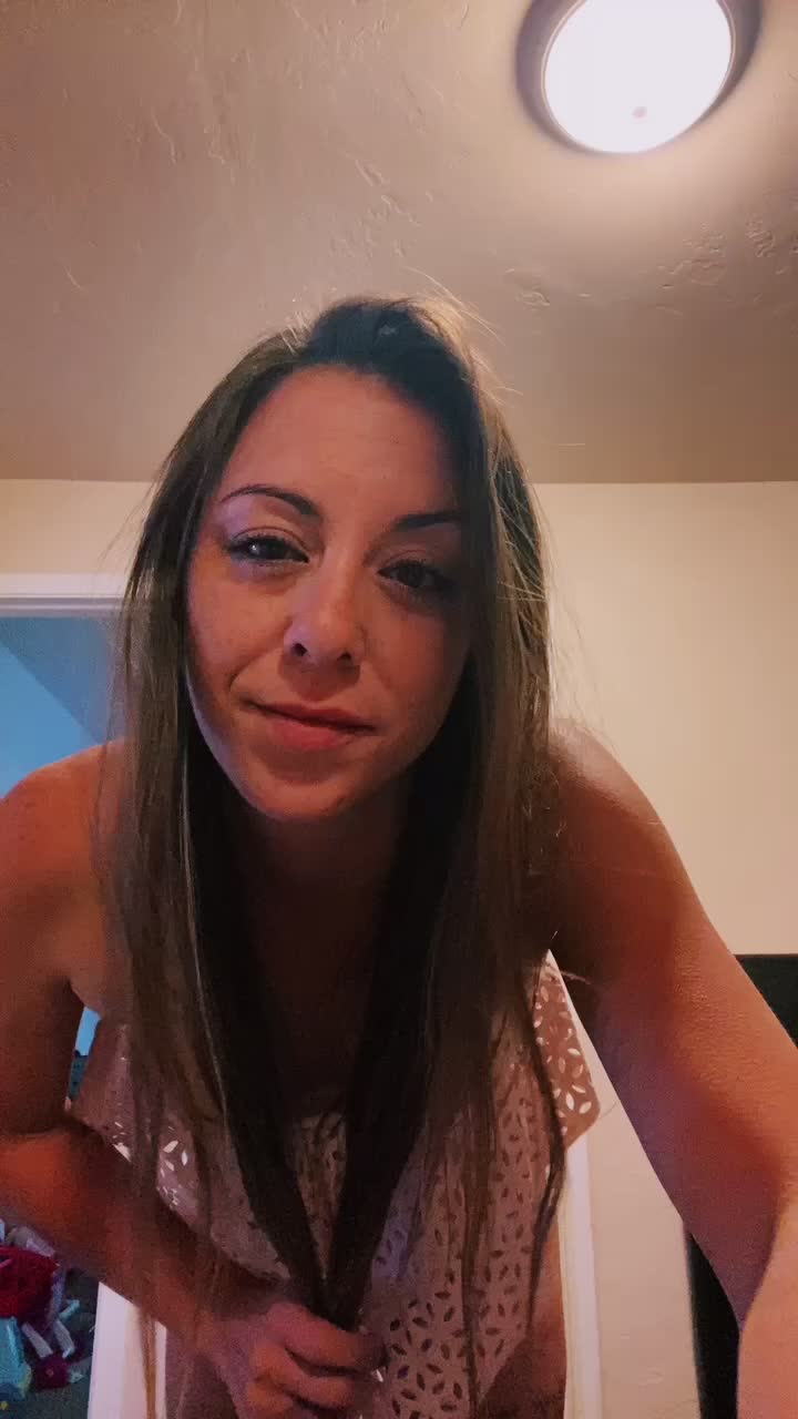 @<3
