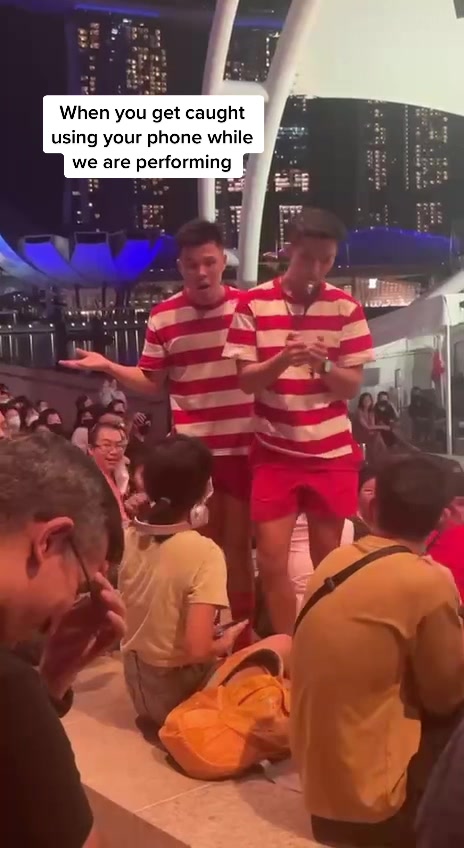 @Jonathan Goh the Circus Artist