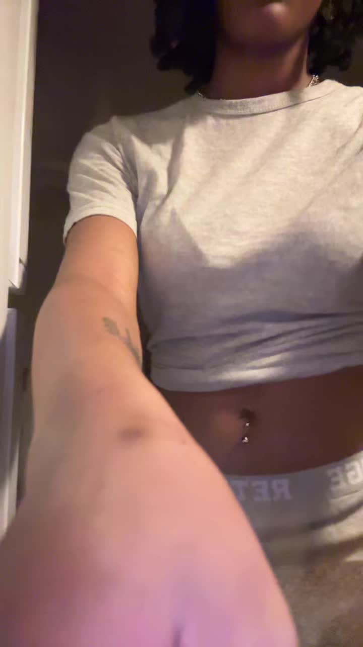 @MAKEOUTHILL