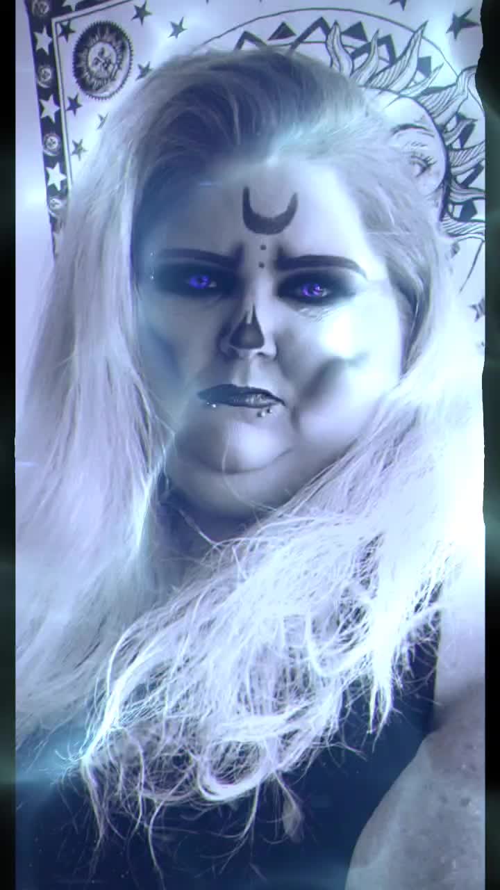 @Sinfully Divine (Christina P)