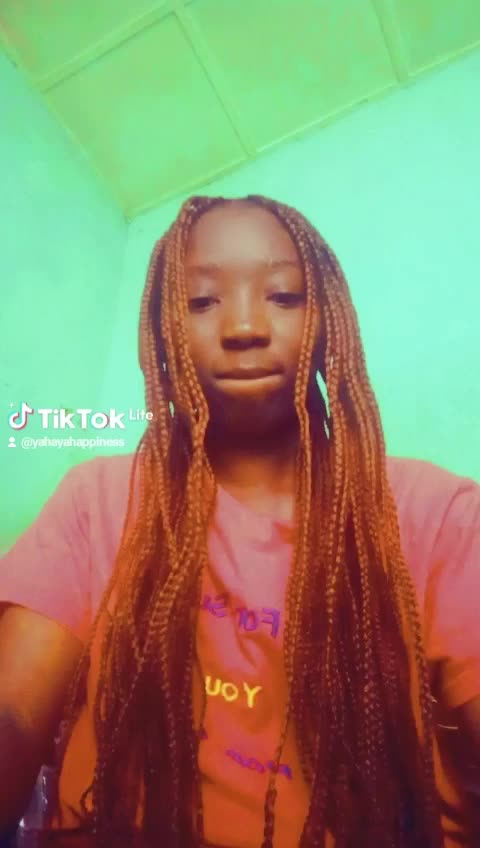 @UniQuebae