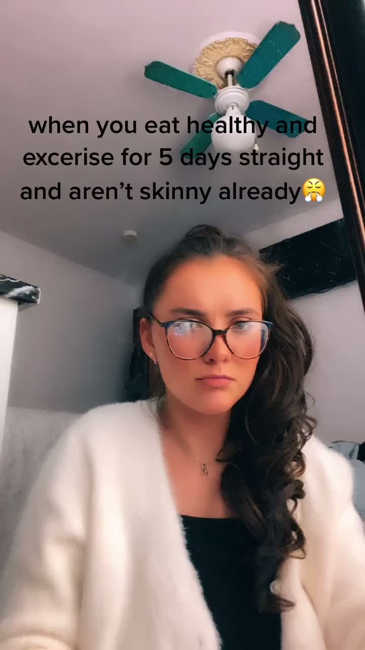 @lilylyon