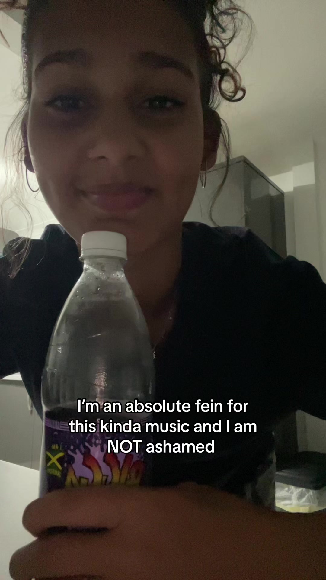 @user975625467