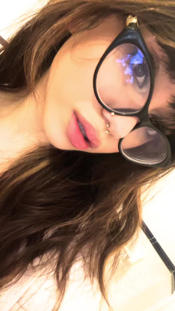 @Ellelell