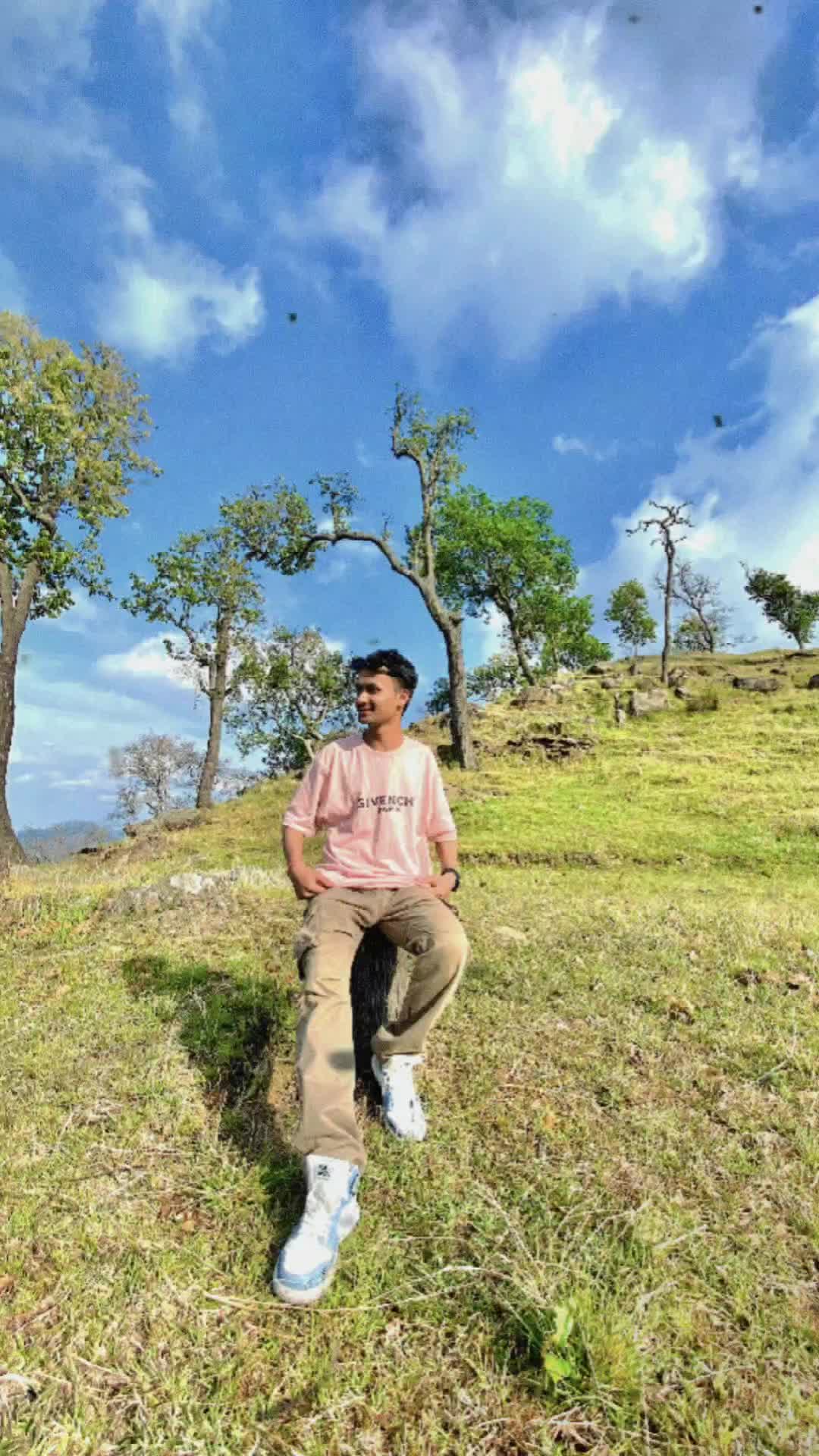 @Thakuri 🖤