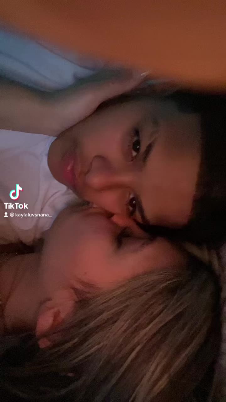 @Kaylagetsmewetter