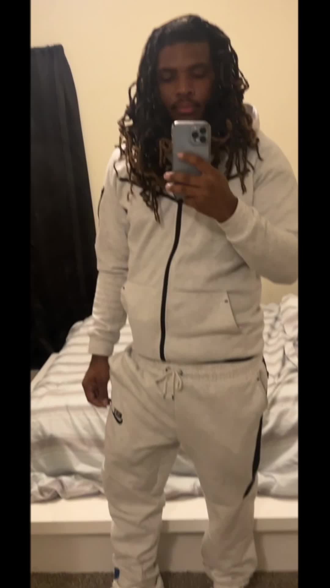 @Ayoo_boogie