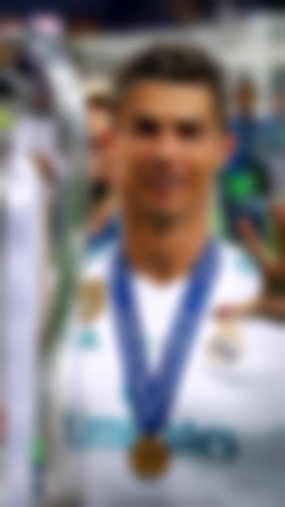@CR7🐐