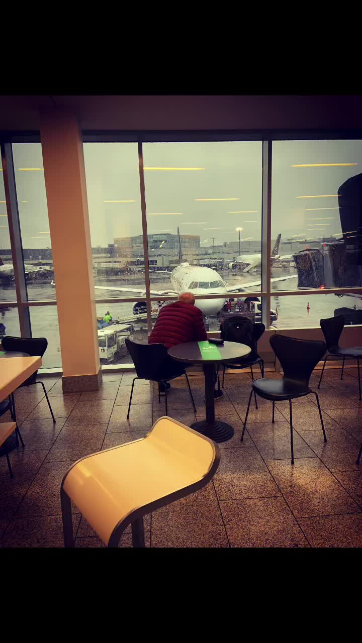 @airtravelevery