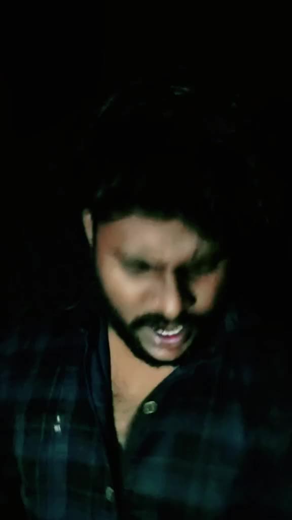 @വിവേക് കാർത്തികേയൻ