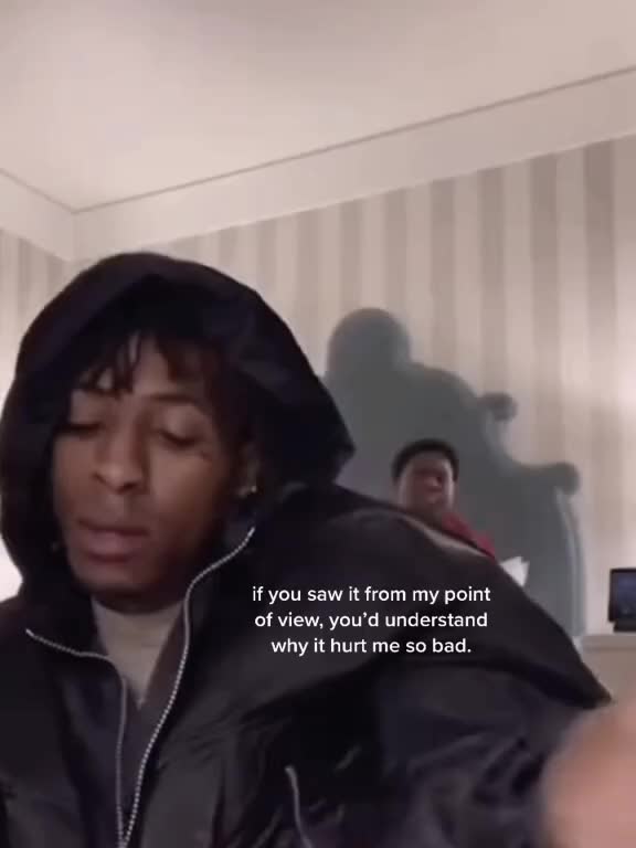 @999