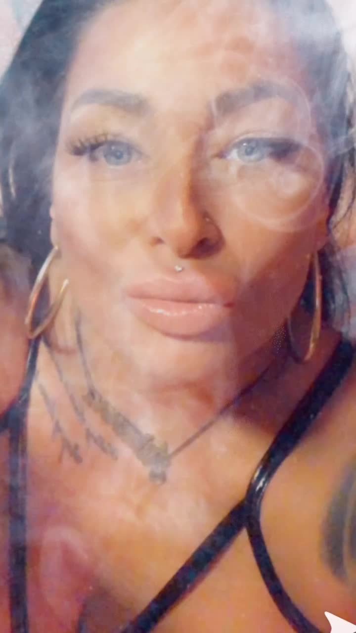 @Rihanna sefffa💪💪💪