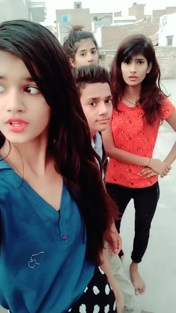 @Itz_Gayu_Raj