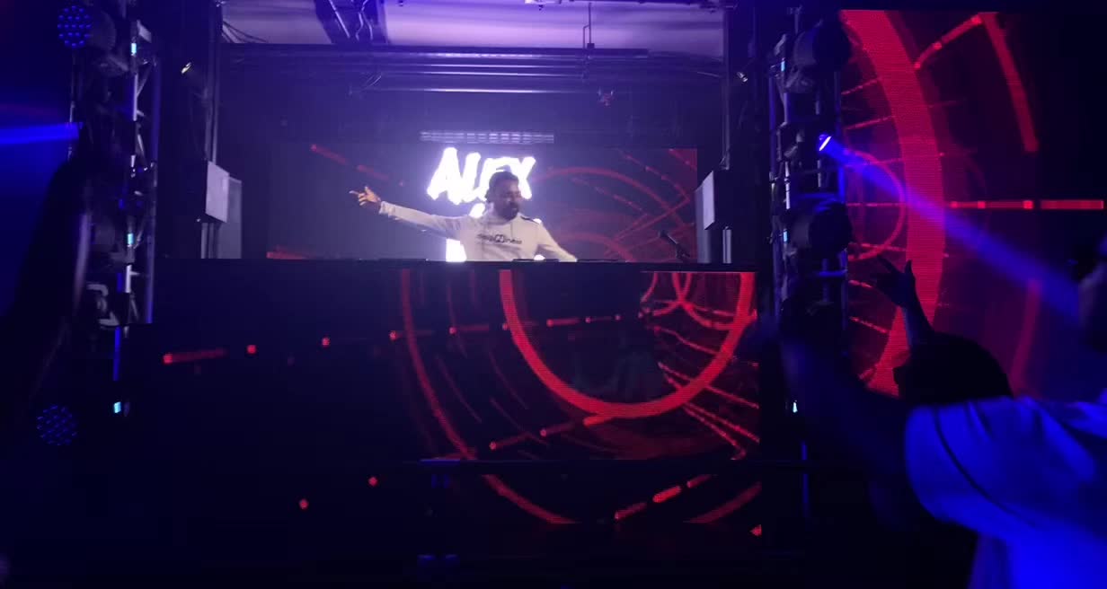 @Alex Vela