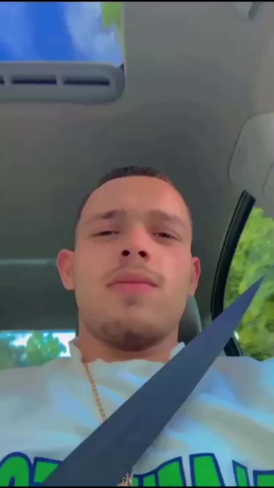 @santi tahiri