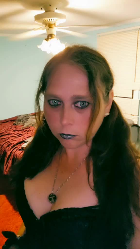 @Gothic_Love